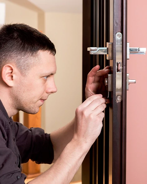 : Professional Locksmith For Commercial And Residential Locksmith Services in Stanford, CA