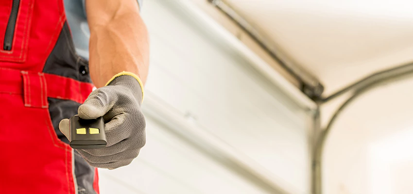 Residential Garage Door Security in Stanford, California