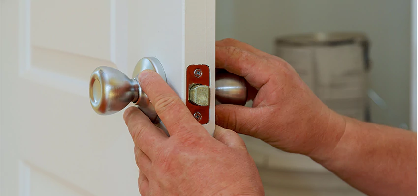 AAA Locksmiths For lock Replacement in Stanford, California