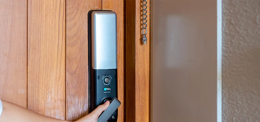 Home Security Electronic Locks Upgrades in Stanford, CA